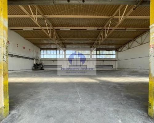 Targówek: magazyn/usługi 335 m2