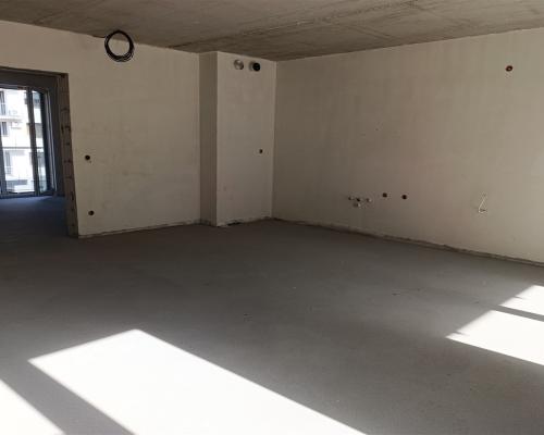 Apartament z dwoma balkonami nowe bud.