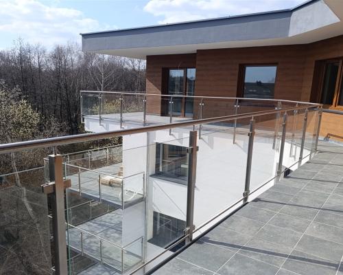 Apartament z tarasem na ostatniej kondygnacji