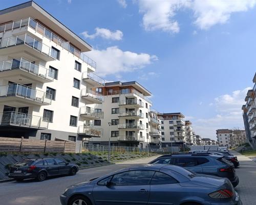 4-pokojowy apartament na 4 piętrze - nowe bud