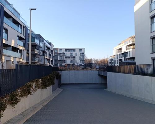 Apartament z garażem podziemnym na os.Karolinki