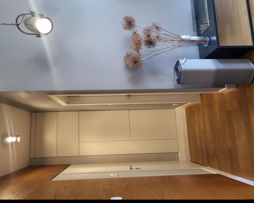 Nowoczesny 2‑pokojowy apartament na Mokotowie z tarasem - BEZPOŚREDNIO