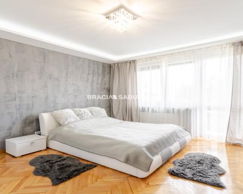 ATRAKCYJNY DOM W ZNAKOMITEJ LOKALIZACJI