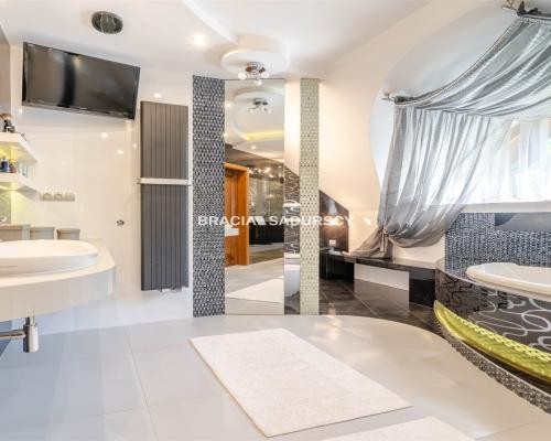 DOM MYŚLENICE WYSOKI STANDRAD DUŻA DZIAŁKA 1950M2