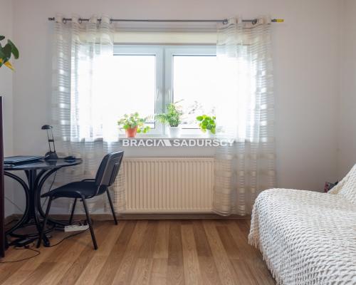 UROKLIWY DOM W BARDZO DOBREJ LOKALIZACJI