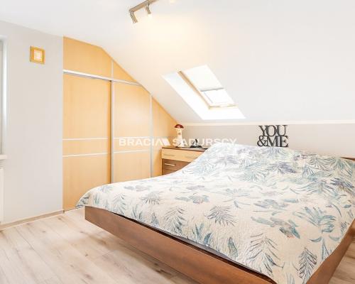 Dom w Wieliczce - wysoki standard - taras - ogród