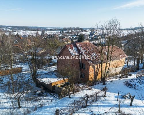 Dom na dużej działce- Łuczyce