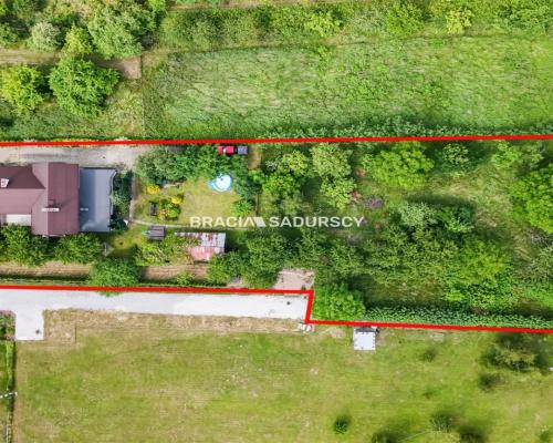 Dom z atrakcyjną działką, Karniowice