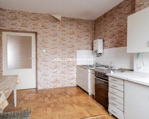 Dom wolnostojący w doskonałej lokalizacji