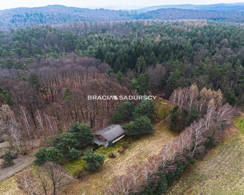 Pięknie położony przy lesie budynek mieszkalny