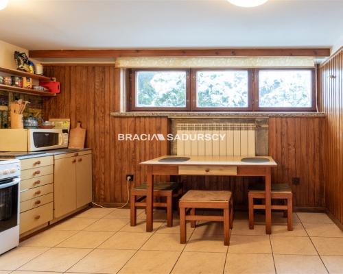 Łysa Góra, przestronny dom z potencjałem, 9 arów