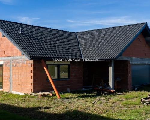 Parterowy dom w malowniczej Krzywaczce!