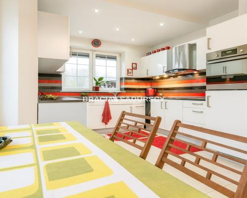 Dom z ogrodem i fotowoltaiką – 10 km od Krakowa