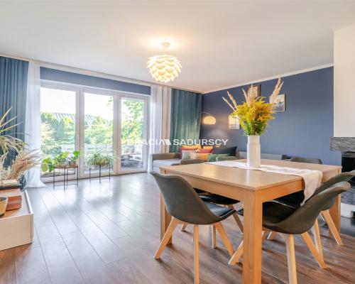 Urokliwa szeregówka w zielonych Krzysztoforzycach