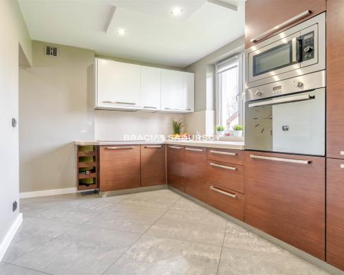 Dom jednorodzinny 138 m² – piękna działka 18 a