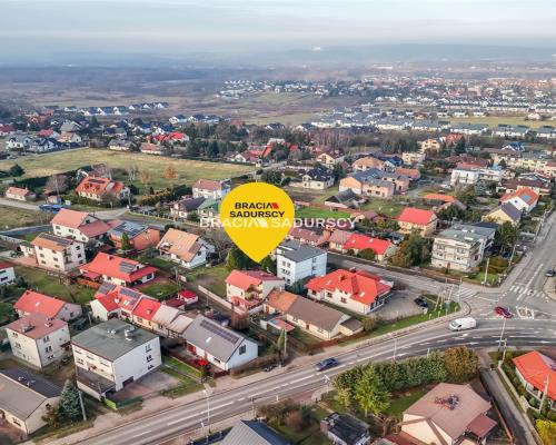 Dom bliźniak 165 m² + 50m² budynek, 650 m² działka