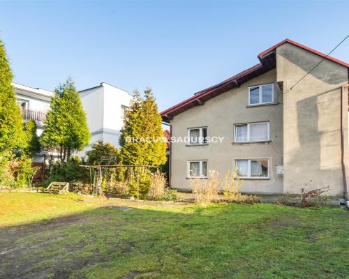 Dom bliźniak 165 m² + 50m² budynek, 650 m² działka