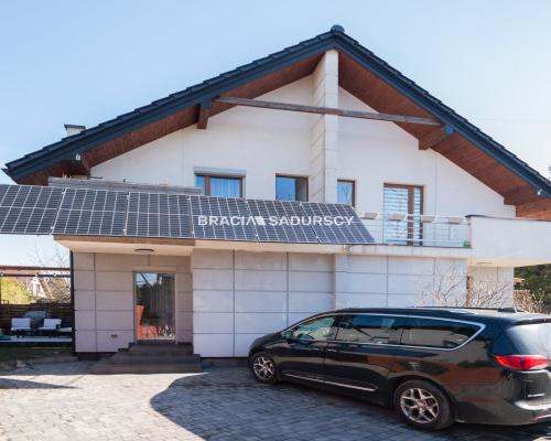 Dom 3 pokoje | Ogród | Fotowoltaika | Kraków