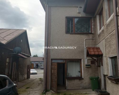 Dom 90m z Lokalem usługowym Rynek Bodzentyn