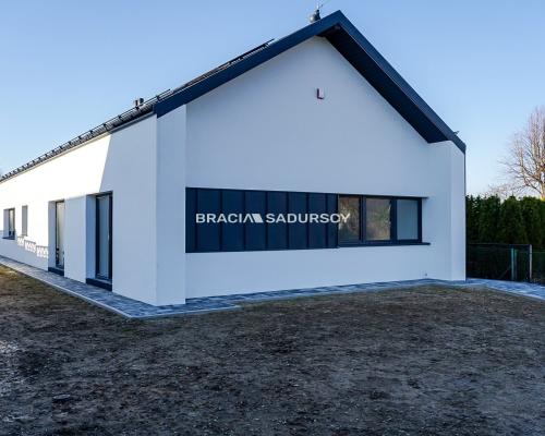 Bębło Dom parterowy 141m z fotowoltaiką i garażem