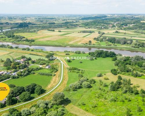 Urokliwa nieruchomość na zakolu Wisły / 48 ar
