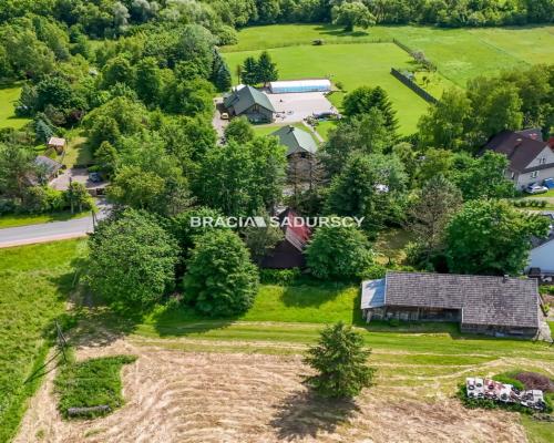 Drewniany dom z duszą i ogrodem!