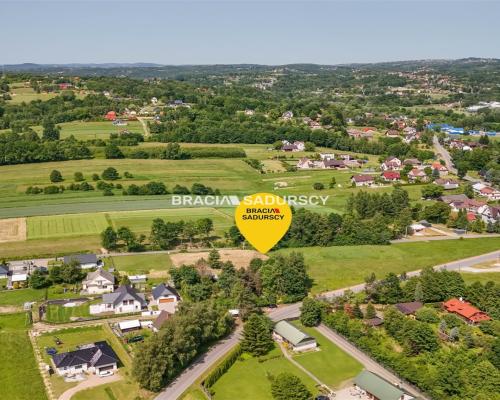 Drewniany dom z duszą i ogrodem!