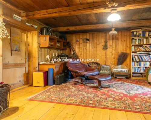 Drewniany dom z duszą i ogrodem!