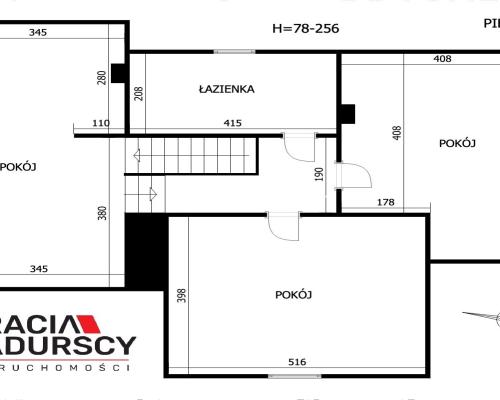 Dom wolnostojący wśród lasów i paru krajobrazowego