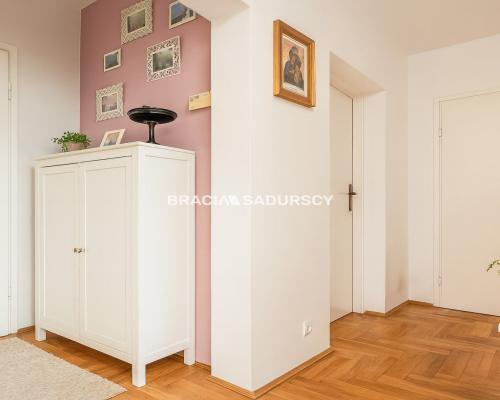 Wolnostojący dom w znakomitej lokalizacji