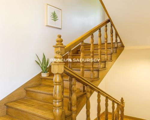 Wolnostojący dom w znakomitej lokalizacji