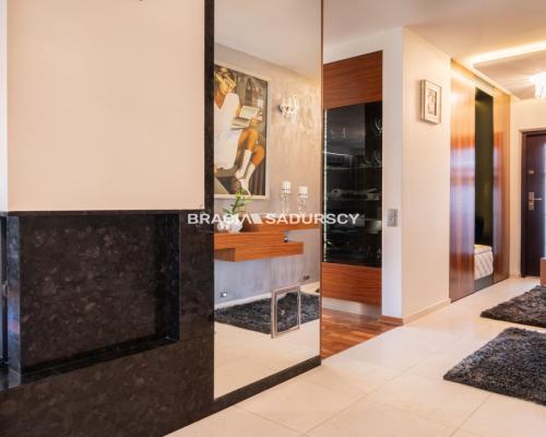 Piękny dom w Bibicach - kameralne osiedle