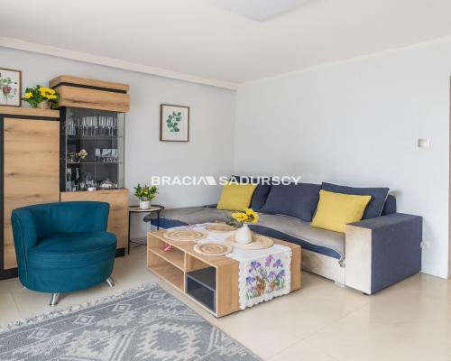 Dom wolnostojący na 15 arowej działce Opatkowice