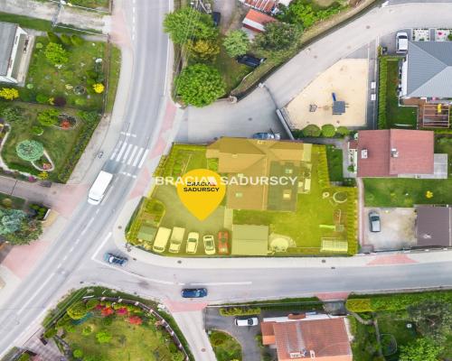 Dom/2-3 rodzinny/siedziba firmy/dobra komunikacja