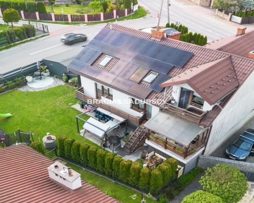 Dom/2-3 rodzinny/siedziba firmy/dobra komunikacja