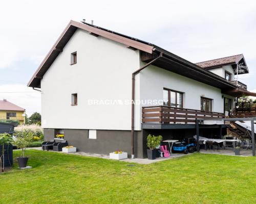 Dom/2-3 rodzinny/siedziba firmy/dobra komunikacja