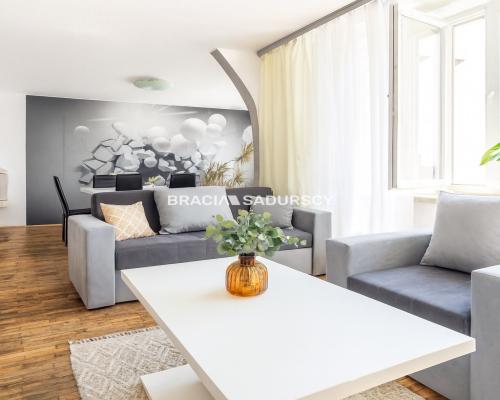 Dom w centrum Wieliczki, działka 15 ar