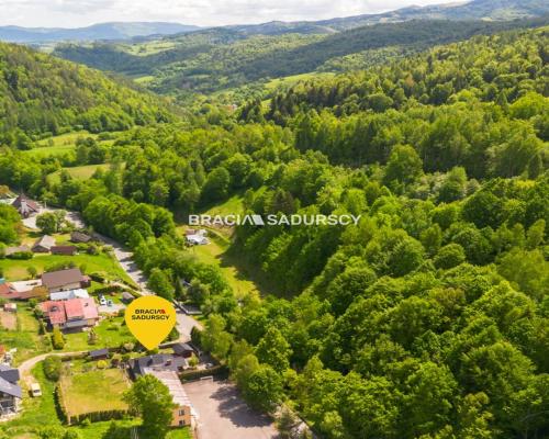 Dom na sprzedaż w pięknej, zielonej okolicy!