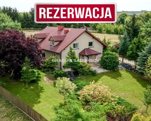 Uroczy dom 130m² z bajkowym ogrodem – Gnatowice!
