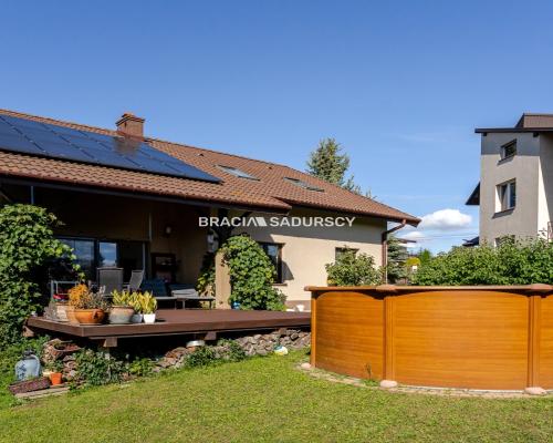 Przestronny i zadbany dom / 5 sypialni / Brzesko