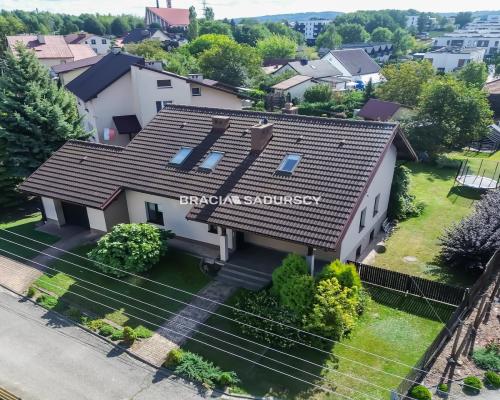 Przestronny i zadbany dom / 5 sypialni / Brzesko