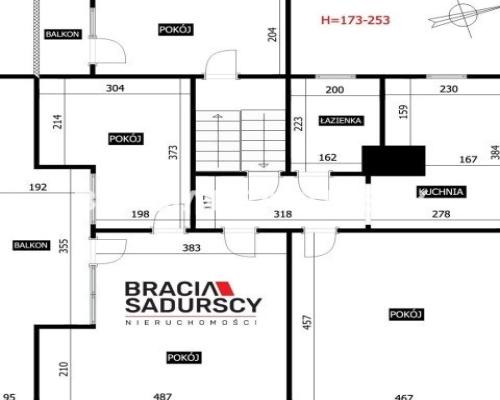 Dom gotowy do zamieszkania z pięknym ogrodem