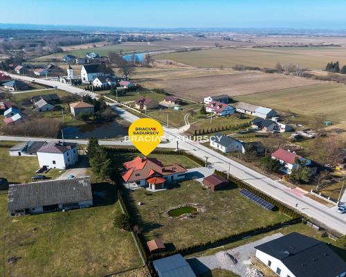 Luksusowy dom 350 m² z fotowoltaiką – blisko Żabna