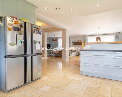 Gotowy dom, wolnostojący, Słomniki, taras, basen