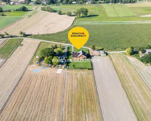 Dom na wsi, duża działka 30 km od Krakowa