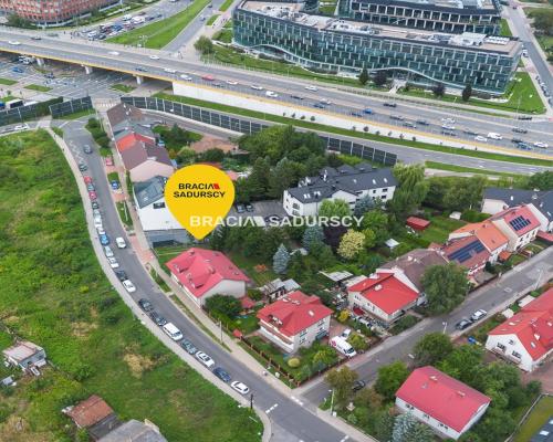 Dom z potencjałem inwestycyjnym- Krk Płaszów