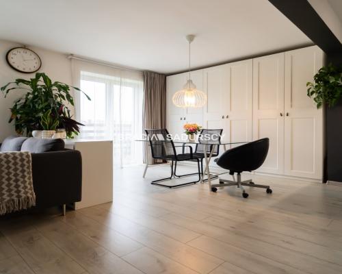 Zapraszam do poznania domu w Bronowicach, funkcjonalny, duży potencjał i możliwości, zabudowa szeregowa, mały ogódek