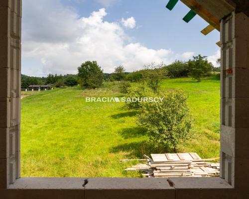 Nowoczesny dom w Morawicy