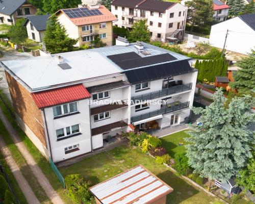 Dom z ogrodem i garażem w cenie mieszkania.