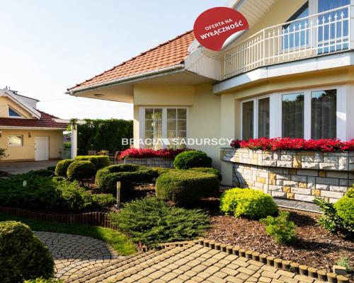 Dom, rezydencja, firma, biura, ogród, inwestycja